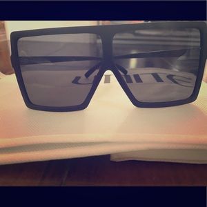 No brand Matte Black Oversized Sunglasses